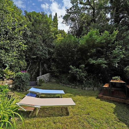Valle Fiorita 42 - Lake View Studio Gardone Riviera Bagian luar foto