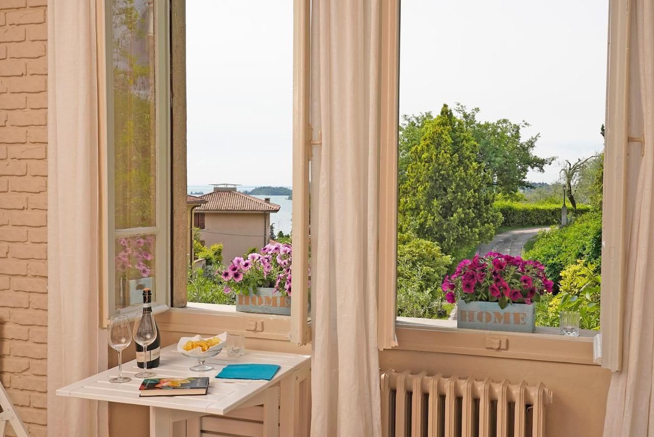 Valle Fiorita 42 - Lake View Studio Gardone Riviera Bagian luar foto